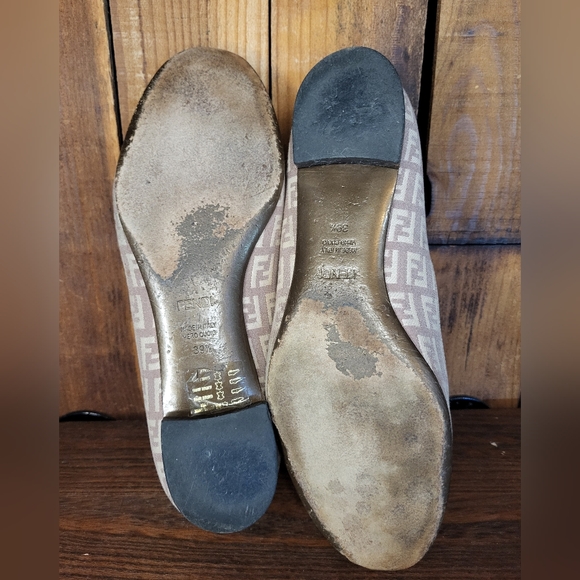 Fendi Flats Fendi Womens Shoes - Picture 10 of 11